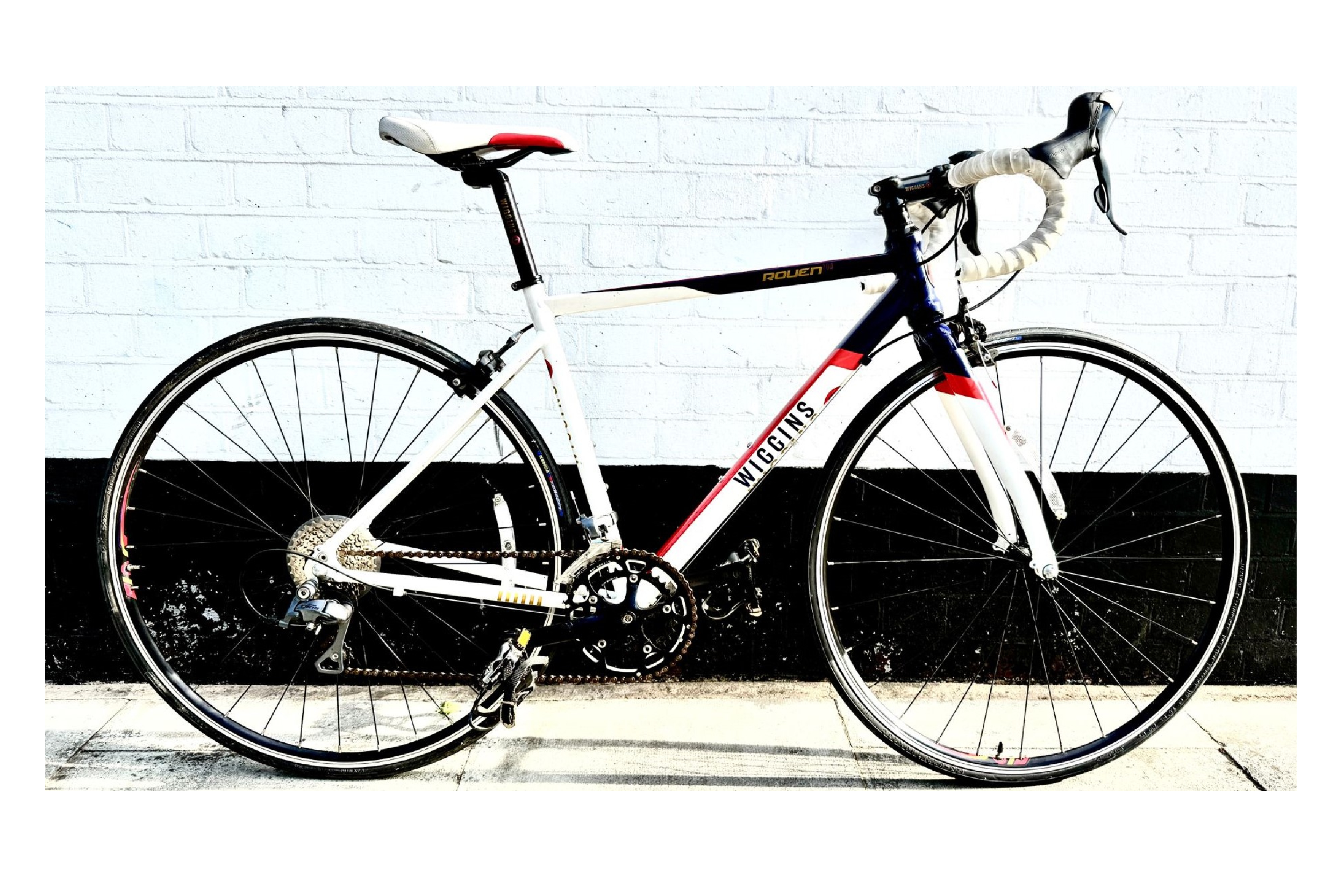 Wiggins Rouen Road Bike