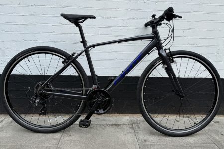 Giant Escape 3 2025 Hybrid Bike